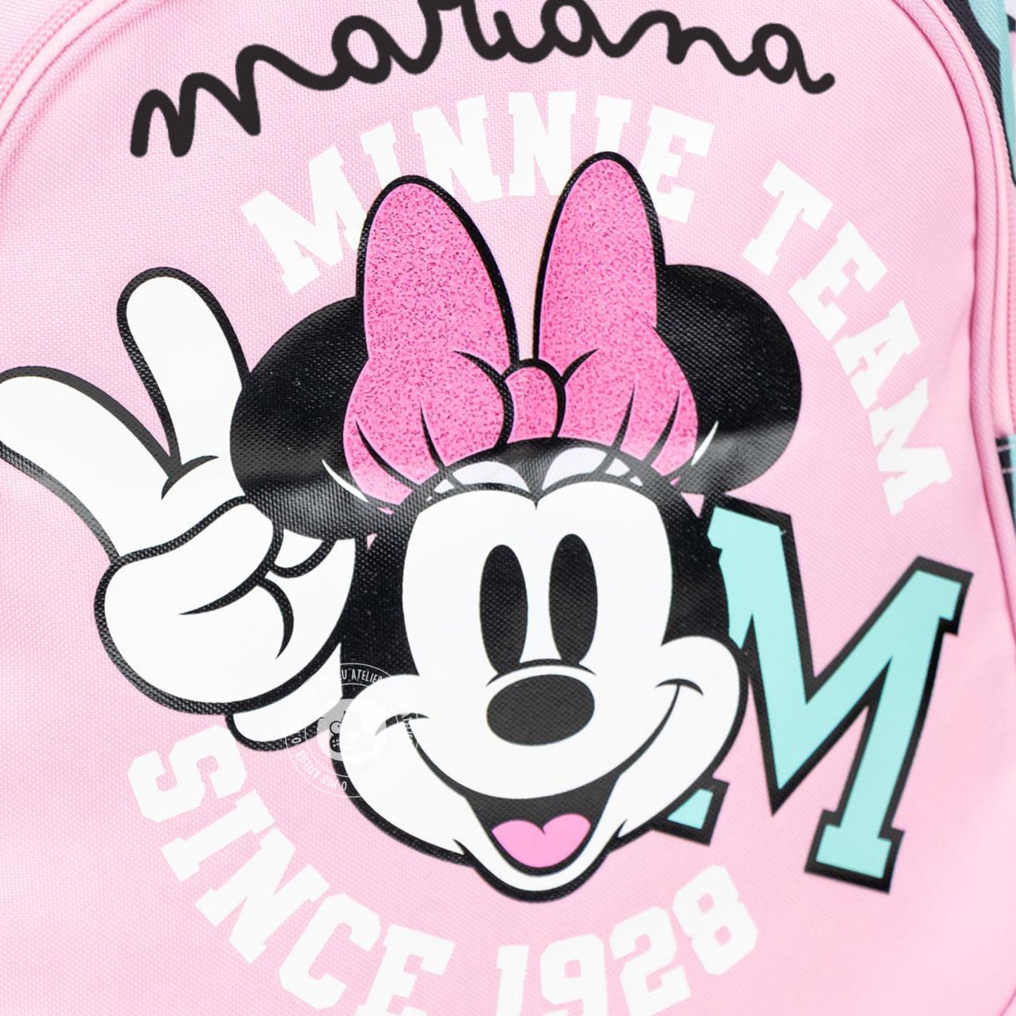 Mochila Escolar Minnie Team - Personalizável com Nome