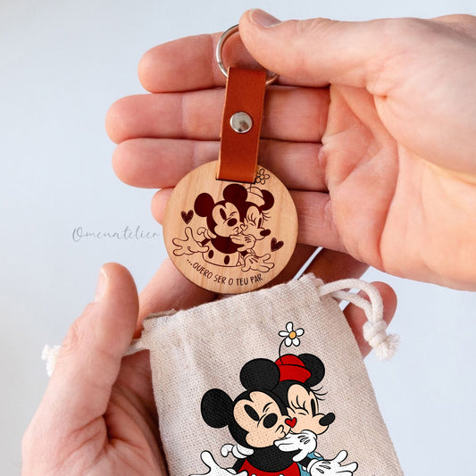 Conjunto de 2 Chaveiros personalizados c/ saco incluído “Por onde fores… Quero ser o teu par”