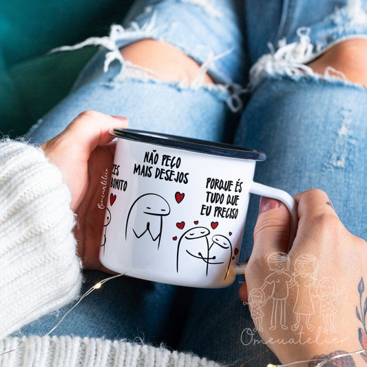 Caneca Vintage de esmalte Flork “Se o dia ficar feio…”