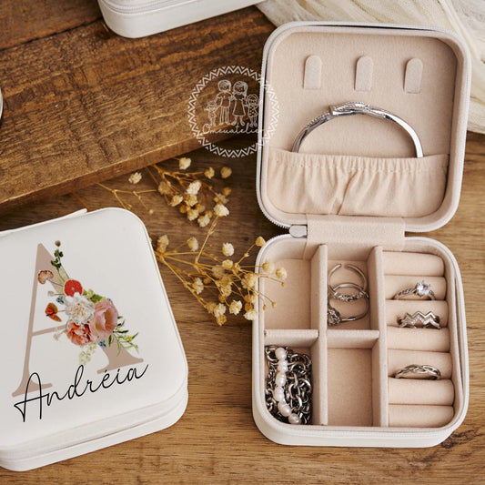 Porta-Jóias personalizado “Inicial Floral”