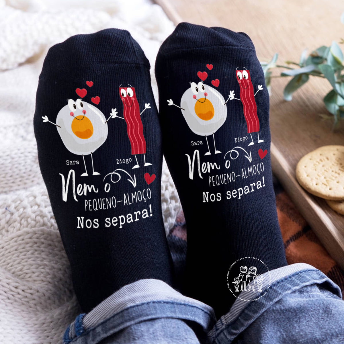 Meias personalizadas “Nem o pequeno-almoço nos separa!”