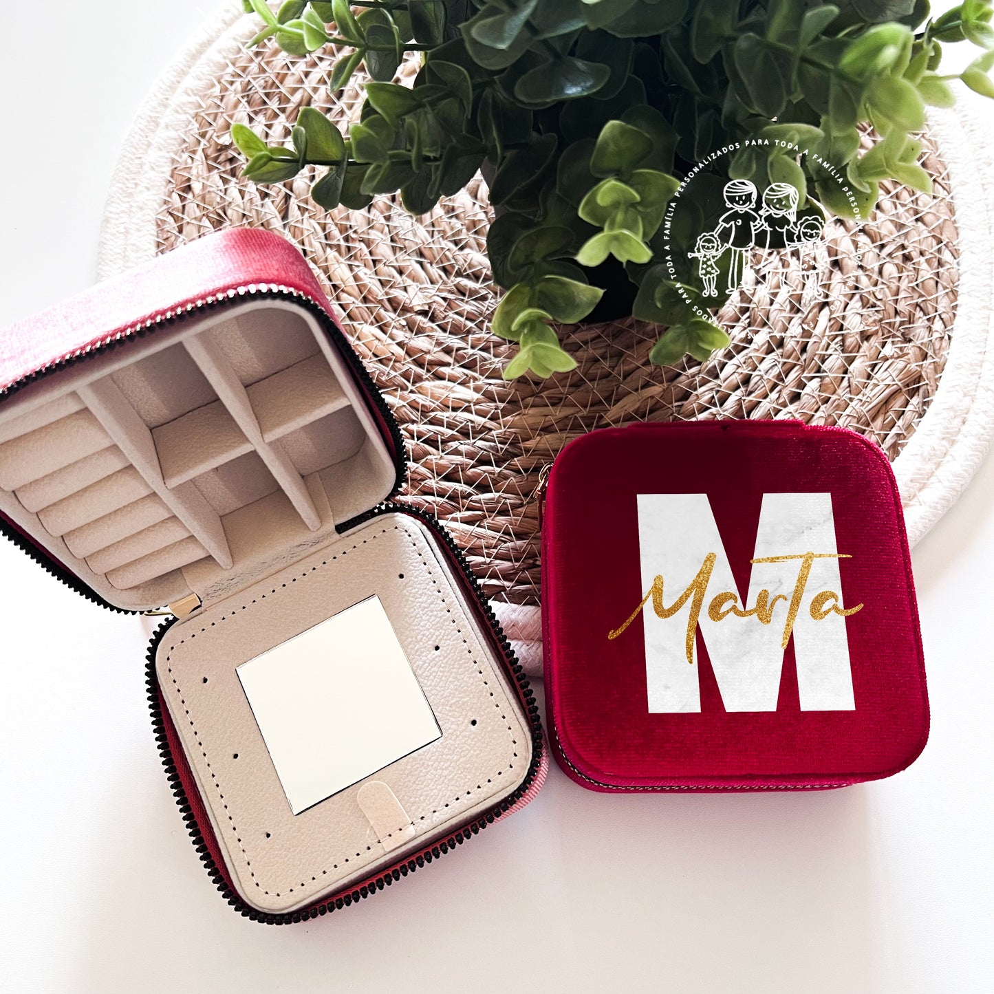 Porta-Jóias Veludo personalizado “Inicial e Nome”