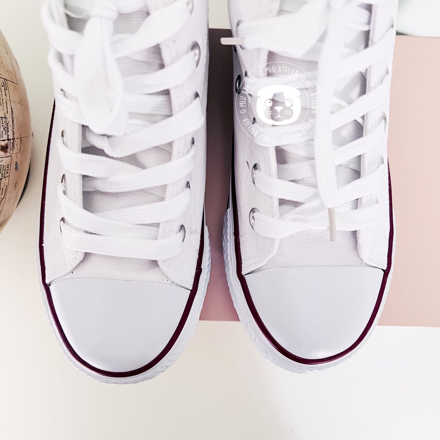 Sapatilhas Personalizadas – Estilo Clássico de Cano Alto