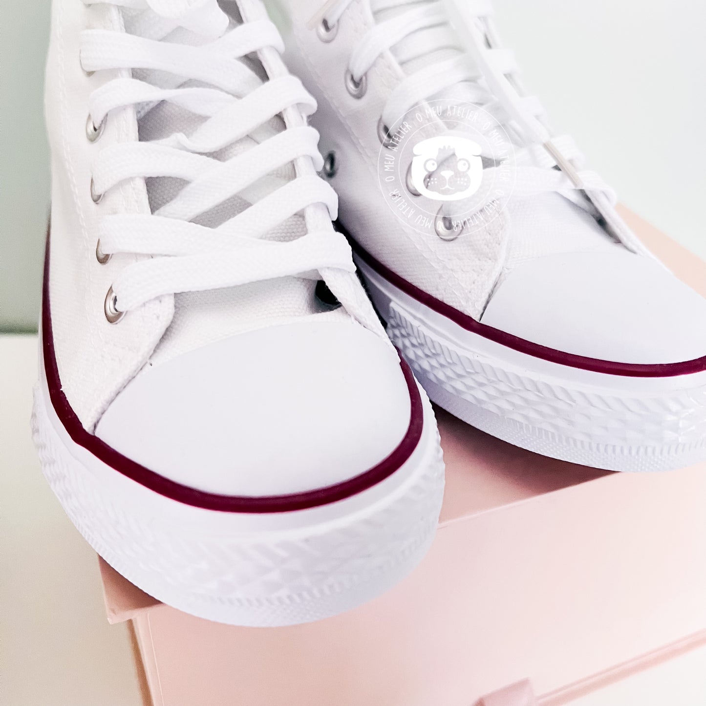 Sapatilhas Personalizadas – Estilo Clássico de Cano Alto