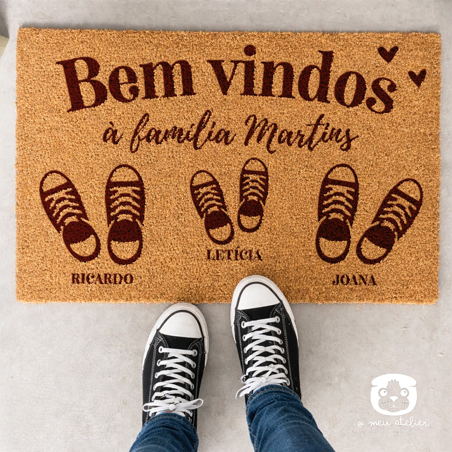 Tapete de entrada personalizado - Família Pegadas