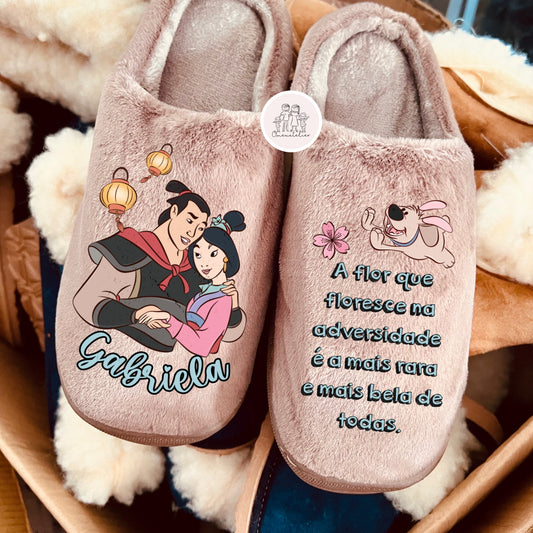 Chinelos de pêlo curto personalizados “Mulan”