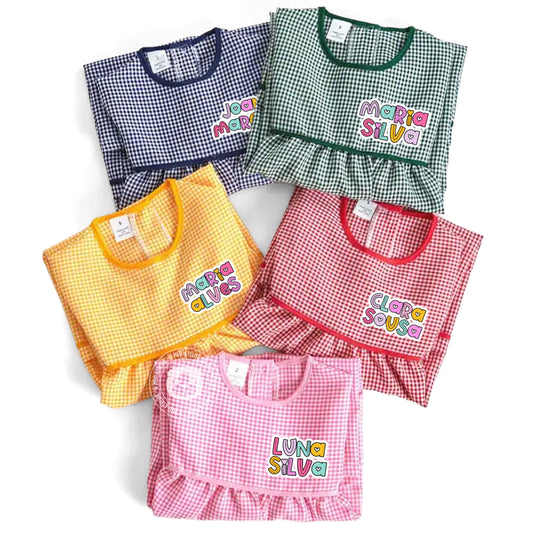 Bata Escolar Personalizada com Nome – Várias Cores