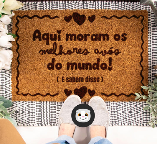 Tapete de entrada personalizado “Aqui vivem os melhores Avós…”