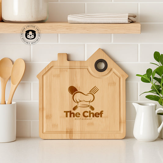 Tábua em Bambu Personalizada – Formato Casa para Restaurantes