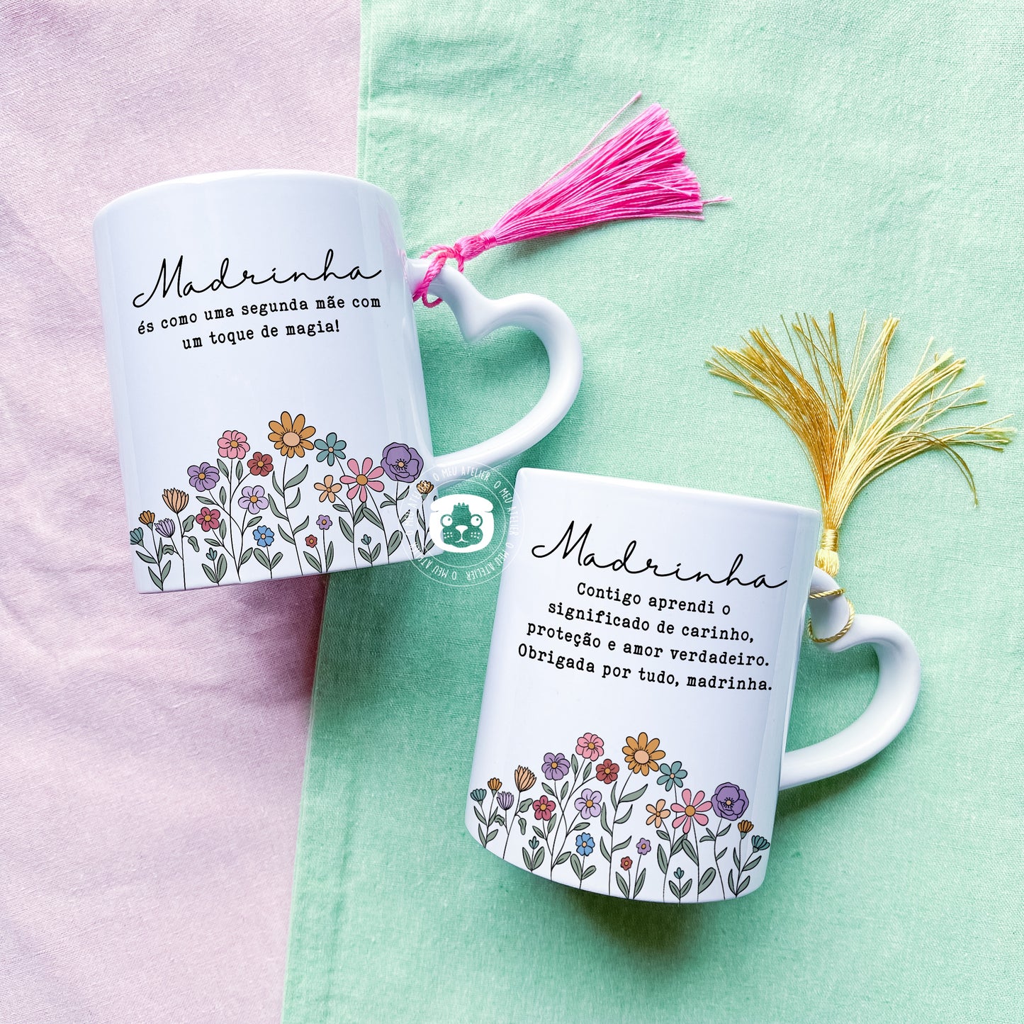 Caneca Personalizada com Pega em Forma de Coração - Madrinha