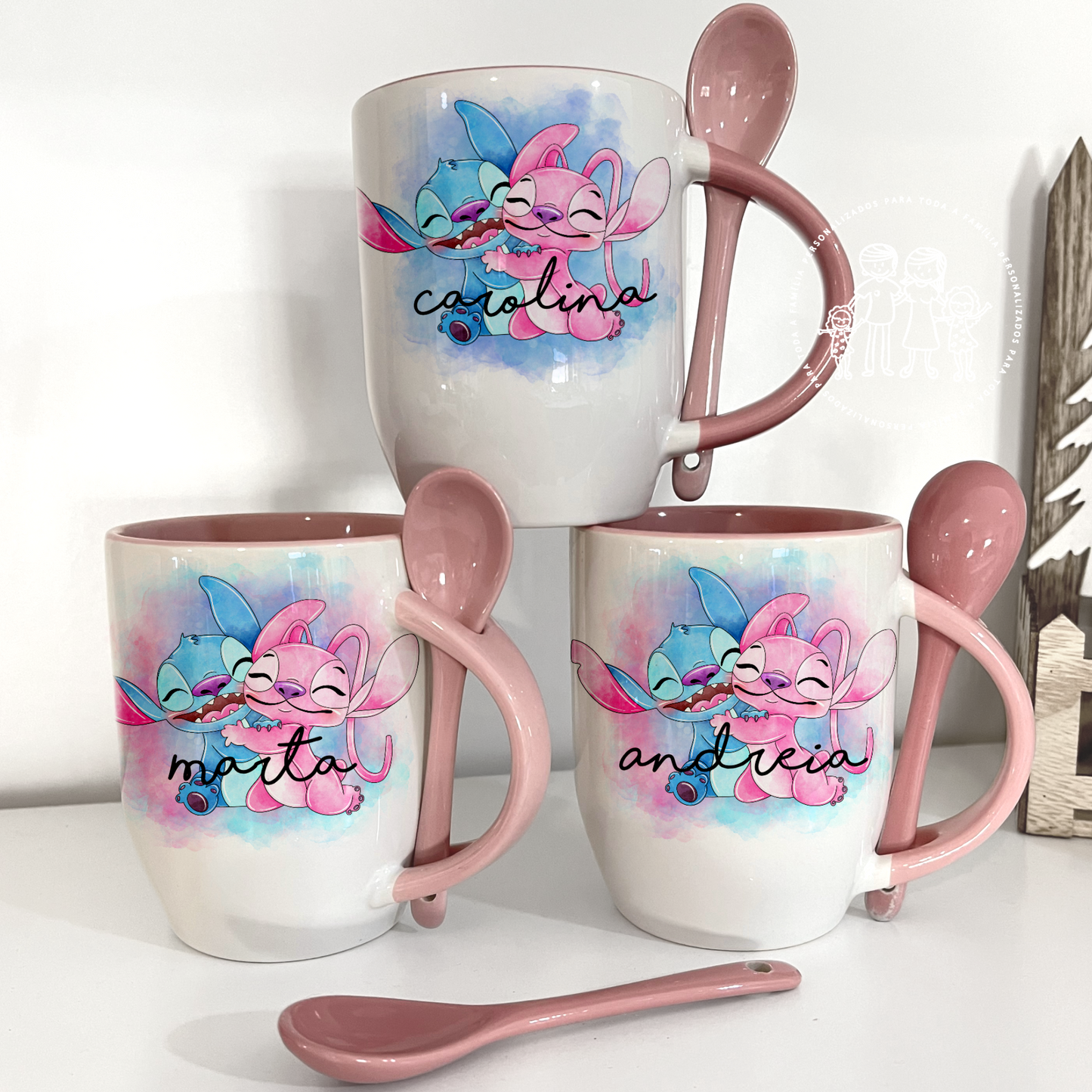 Caneca de cerâmica com colher personalizada “Stitch” C/Nome