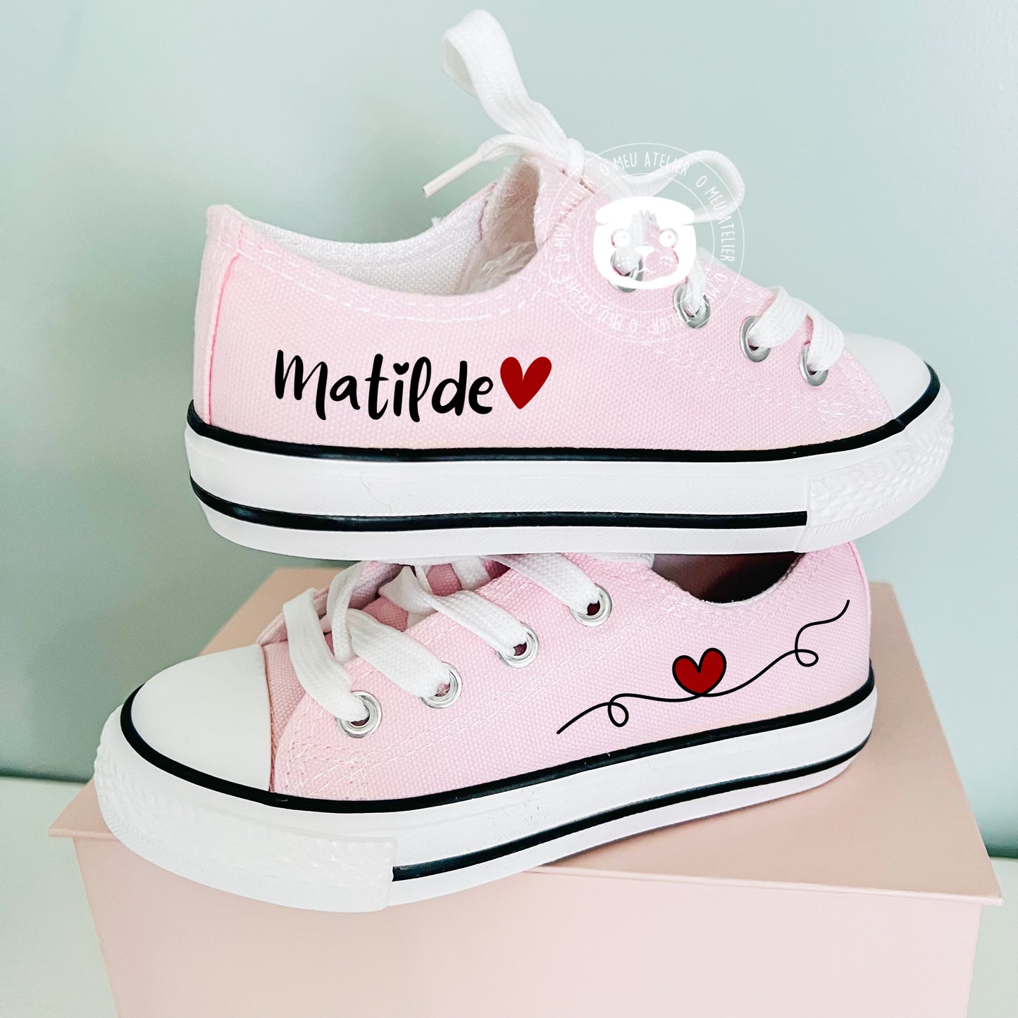 Sapatilhas Personalizadas – Estilo Clássico de Cano Baixo
