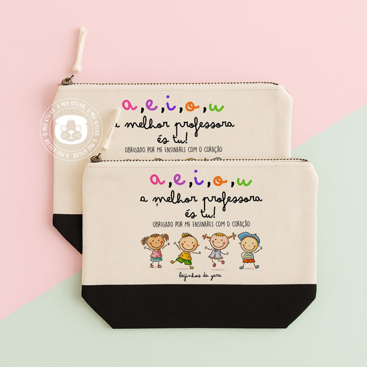 Necessaire Personalizado “a,e,i,o,u” - Professoras e Educadoras